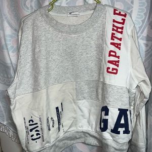 Woman’s XL Gap sweatshirt